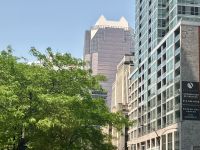 Montreal, Hochhaus mit Haube