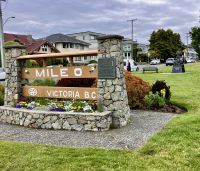 Die Mile Null der Transkanada Highway. 