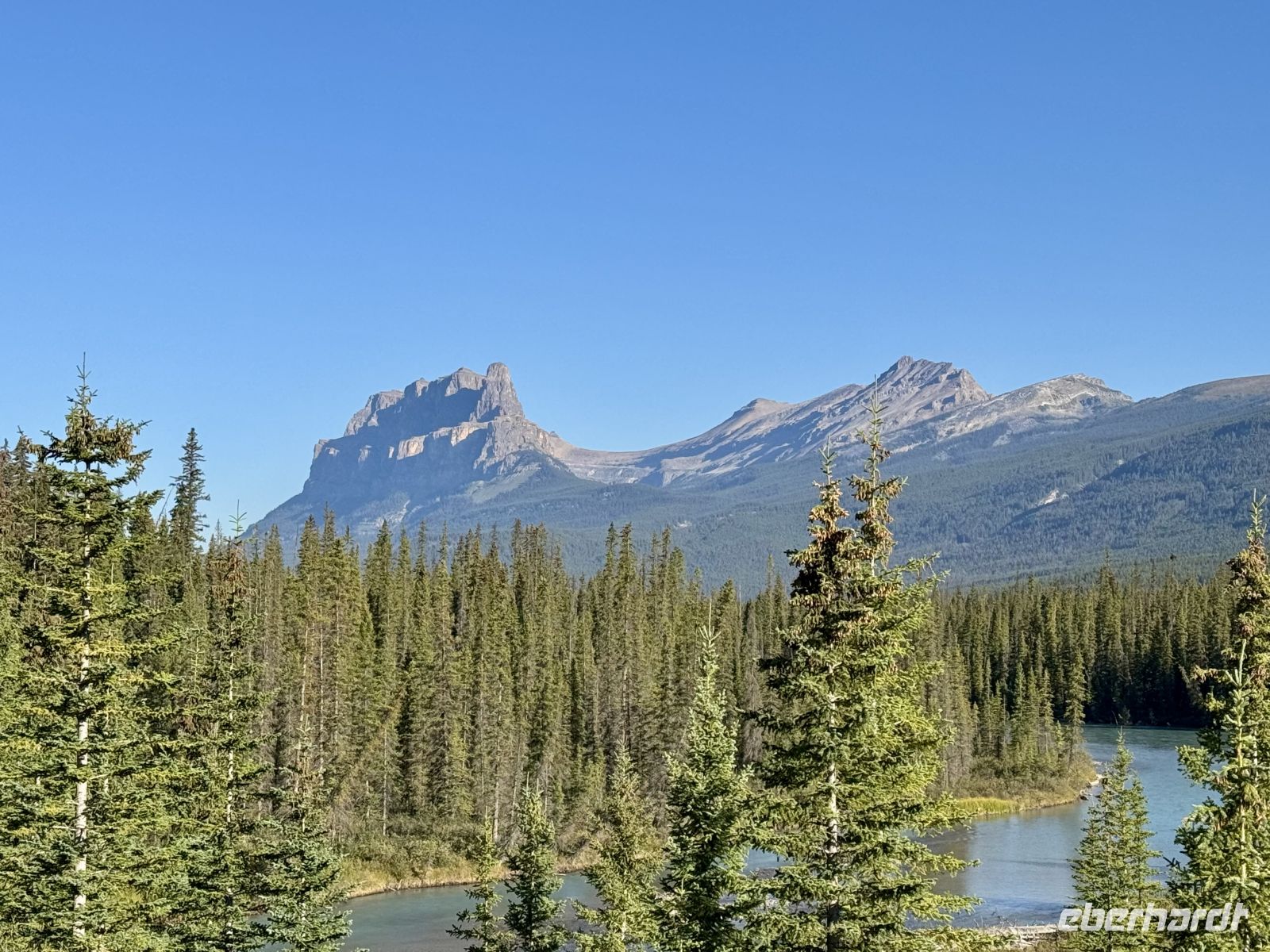 3. Tag – Banff bis Jasper – Unterwegs auf dem Trans Canada Highway durch das Bow Valley – Blick zum Castle Mountain