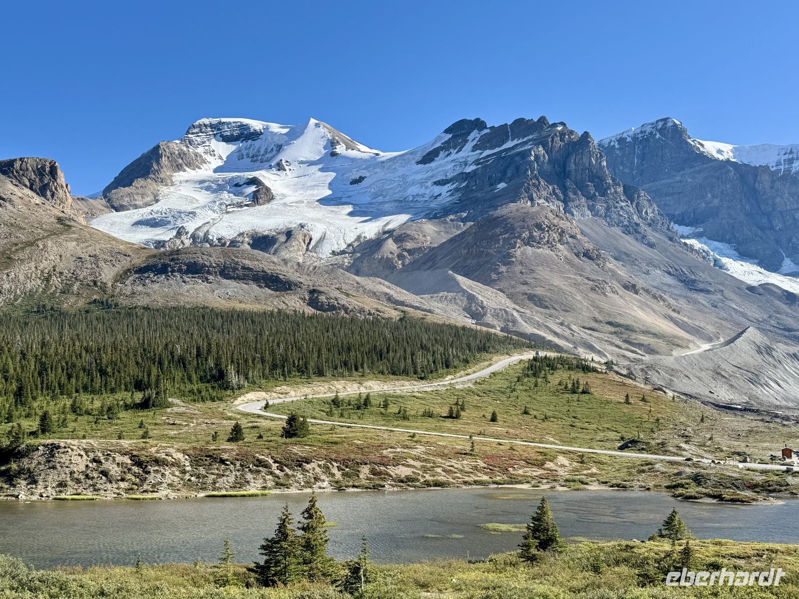 3. Tag – Banff bis Jasper – Icefields Parkway – Blick zum Mount Athabasca und Mount Andromeda