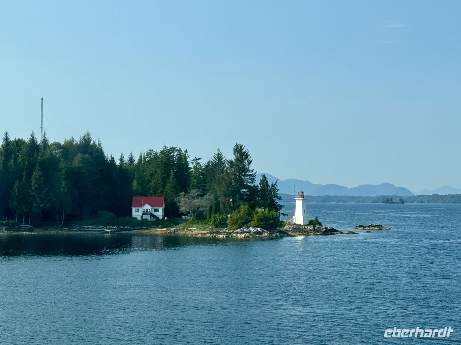 10. Tag – Fahrt mit der Fähre durch die Inside Passage – Leuchtturm bei Bella Bella