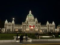 11. Tag – Port Hardy bis Victoria – Parlament bei Nacht