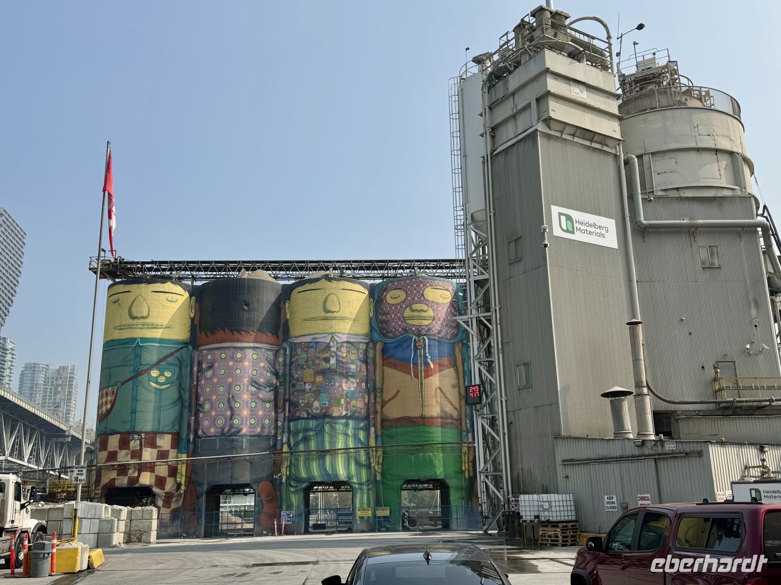 13. Tag – Stadtrundfahrt Vancouver – Zementfabrik auf der Granville Island