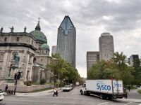 Kathedrale und Käsereibe