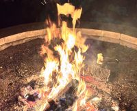 Lagerfeuer am Hotel Kamloops