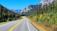Panoramafahrt über den Highwood Pass durch die Rocky Mountains - Kananaskis County