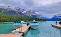Bootsfahrt auf dem Maligne Lake im Jasper-Nationalpark