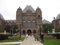 Toronto - Parlamentsgebäude und Victoria-Park