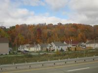 Laubfärbung entlang der Straße zum Sainte-Anne Canyon