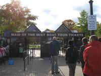 Auf dem Weg zur Bootsfahrt