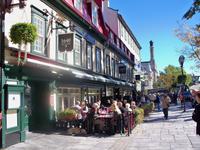 Ein ideales Wetter für einen Kaffee im Freien