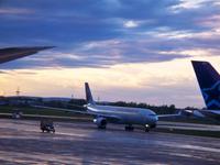 ... die Maschine hebt ab.