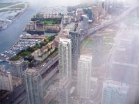 Ein wenig Nebel zieht am Tower vorbei