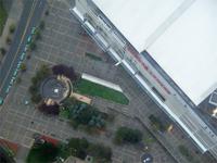 Blick von der Glasplattform nach unten