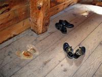 Wer hat hier nur seine Schuhe vergessen :-)?