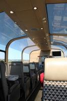 im Panoramawagon den Rocky Mountains entgegen