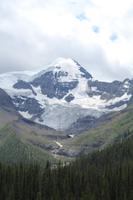 Berglandschaft um den Maligne See