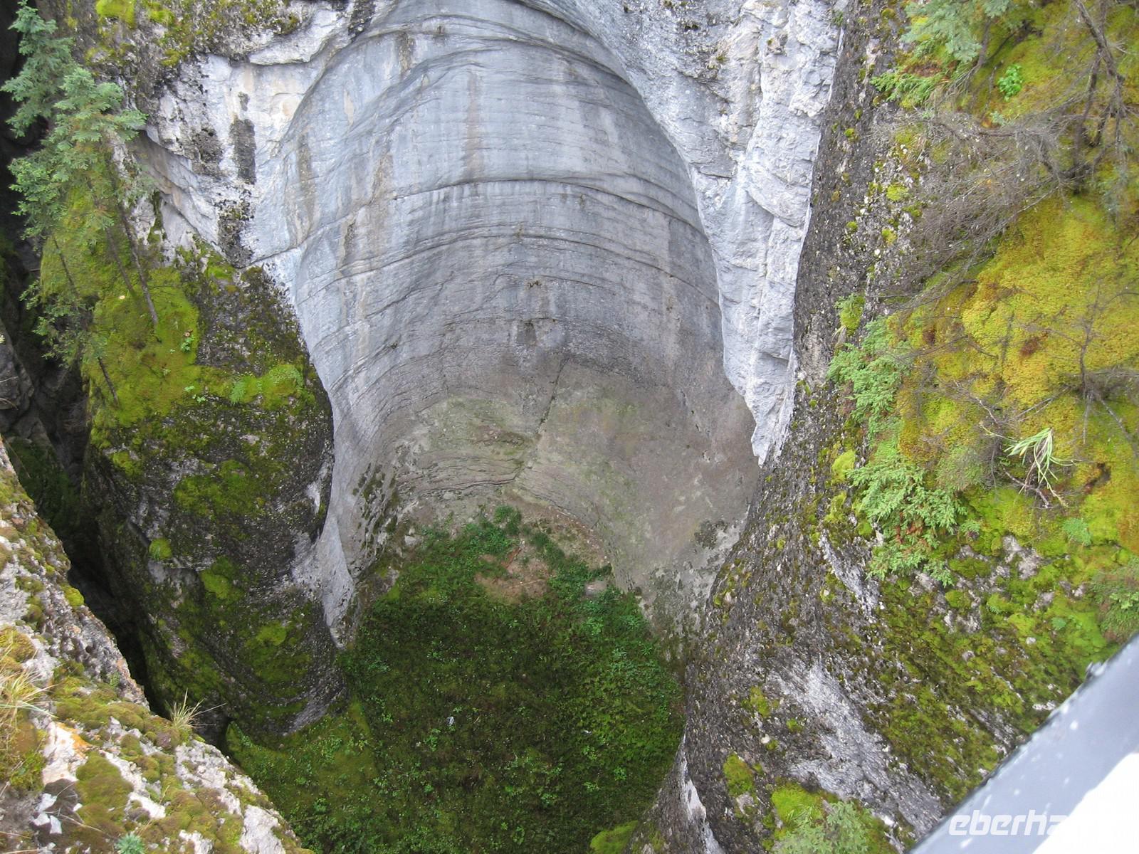 Maligne Canyon