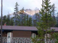 P1020405-Sunwapta Falls Resort