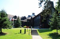 Mittagessen im Chateau Montebello