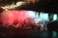 Die beleuchteten amerikanischen Fälle