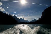 Auf dem Maligne Lake