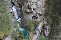 Unterer Wasserfall am Johnston Canyon