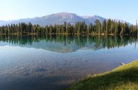 Wanderung am Lac Beauvert im Jasper-Nationalpark