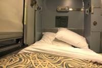 Einzelkabine im Zug Canadian - Bett ausgeklappt