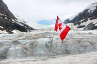 Jahrtausende altes Gletschereis auf dem Columbia Eisfeld