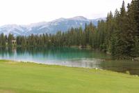 Spaziergang am Lac Beauvert an der Jasper Park Lodge