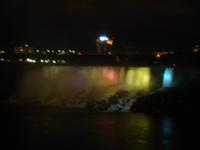 Niagara Fälle - beleuchtet bei Nacht