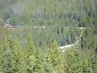 Spirals Tunnels mit Zug