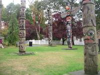 Victoria - Totempfähle im Beaconhill Park