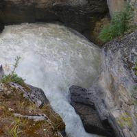 Sunwapta Falls