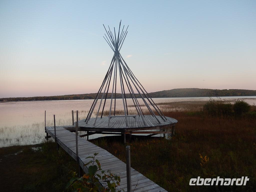 Bildschöner Abend im Resort Auberge du Lac Taureau