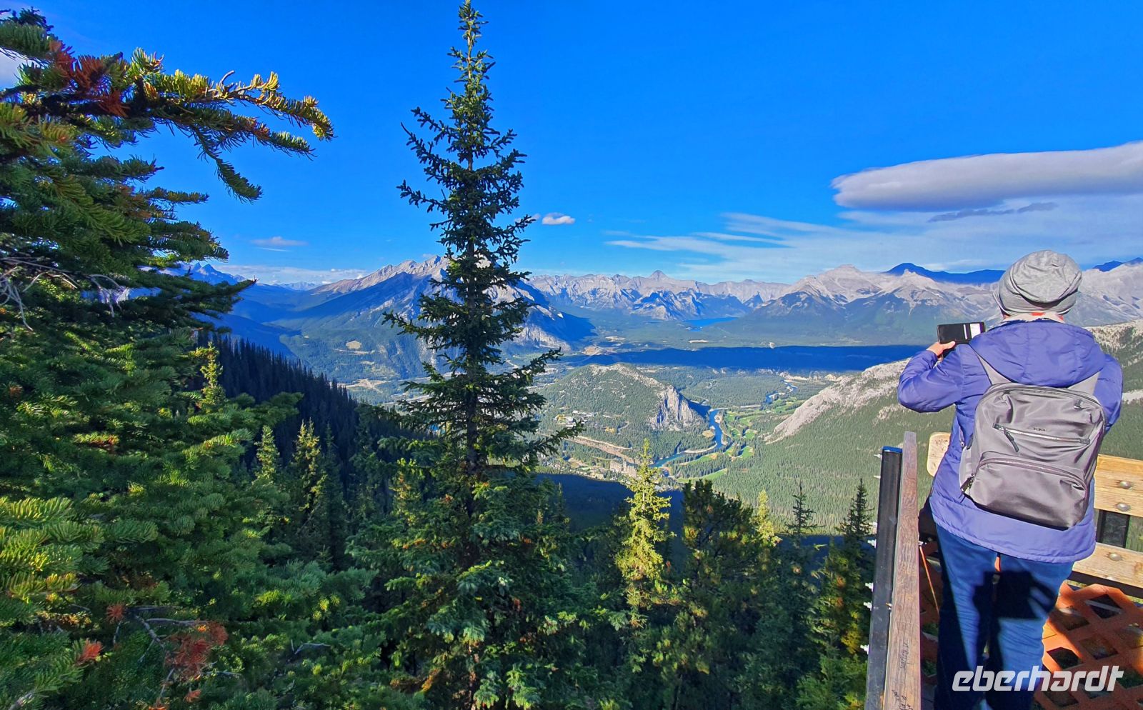 Blick ins Bow Valley vom Sulphur Mountain