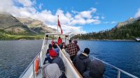Bootsfahrt auf dem Upper Waterton Lake