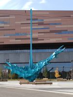 Der Wassertropfen vor dem BMo Centre - Calgary, Kanada
