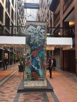 Ein Stück Berliner Mauer mitten in Montreal