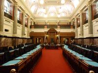 Im Parlament