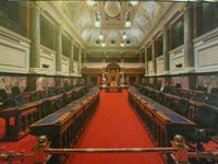 Im Parlament