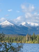 Pyramid Mountain im Jasper NP.jpeg