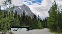 Unser viel zu großer Bus auf der Westroute 