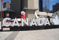 Vor dem CN Tower