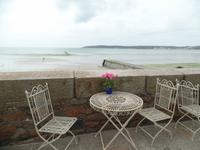 Promenade St. Aubins Bay