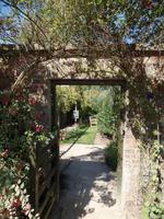 Eingang zu den Beeten - Samares Manor