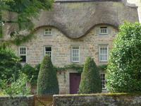 Riedgedecktes Haus auf Jersey