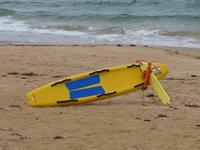Bay-Watch- Equipment am Strand von Greve de Lecq