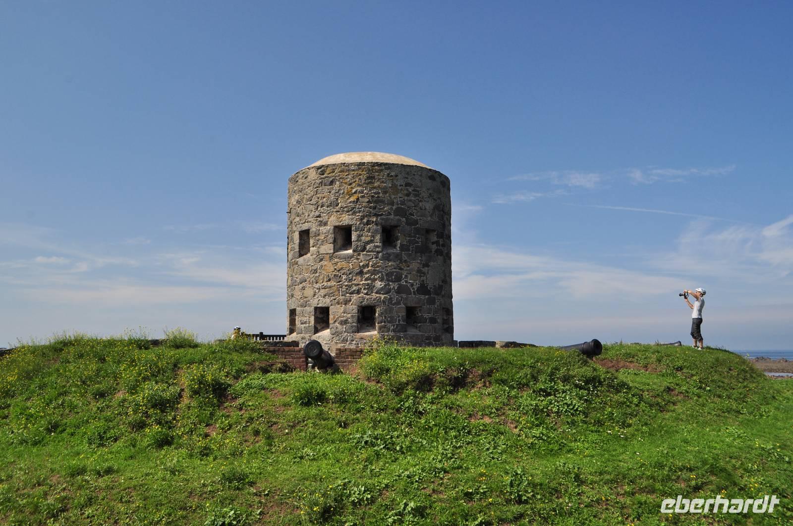 Am Guernsey Rundturm Nummer 11